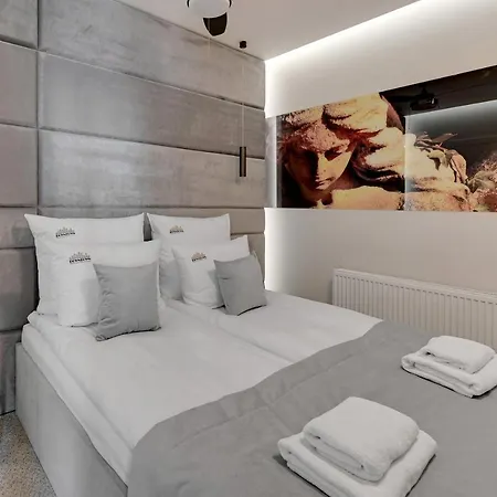 Waterlane Riverside - Spa, Pool, Gym & Parking By Downtown Gdańsk