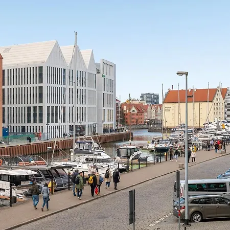 Waterlane Riverside - Spa, Pool, Gym & Parking By Downtown Lägenhet Gdańsk