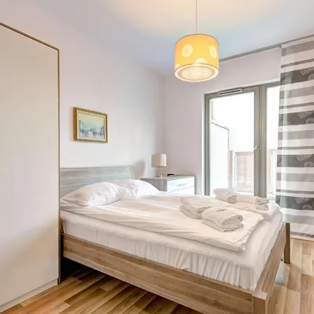 Waterlane Riverside - Spa, Pool, Gym & Parking By Downtown Gdańsk