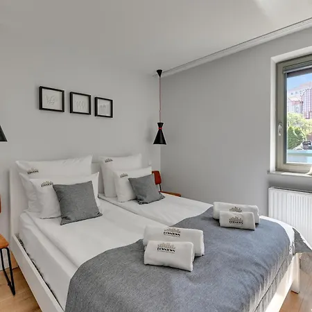 Apartment Waterlane Riverside - Spa, Pool, Gym & Parking By Downtown Danzig