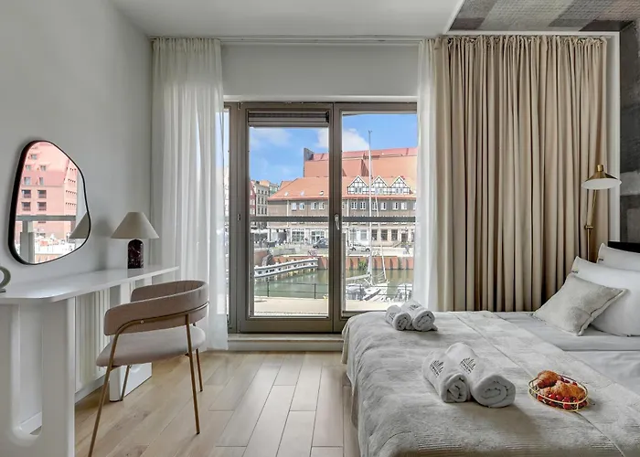 Waterlane Riverside - Spa, Pool, Gym & Parking By Downtown Apart-hotel 4*