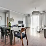 Waterlane Riverside - Spa, Pool, Gym & Parking By Downtown Aparthotel