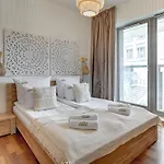 Waterlane Riverside - Spa, Pool, Gym & Parking By Downtown 4*