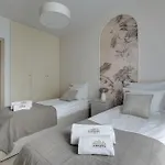 Aparthotel Waterlane Riverside - Spa, Pool, Gym & Parking By Downtown