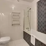 Aparthotel Waterlane Riverside - Spa, Pool, Gym & Parking By Downtown