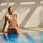 Waterlane Riverside - Spa, Pool, Gym & Parking By Downtown Aparthotel