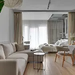 Waterlane Riverside - Spa, Pool, Gym & Parking By Downtown 4* Danzig