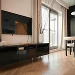 Ξενοδοχείο με διαμερίσματα Waterlane Riverside - Spa, Pool, Gym & Parking By Downtown Γκντανσκ