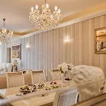 Waterlane Riverside - Spa, Pool, Gym & Parking By Downtown Ξενοδοχείο με διαμερίσματα