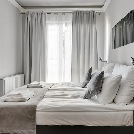 Apartment Waterlane Riverside - Spa, Pool, Gym & Parking By Downtown Gdansk