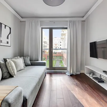 Waterlane Riverside - Spa, Pool, Gym & Parking By Downtown Aparthotel 4*