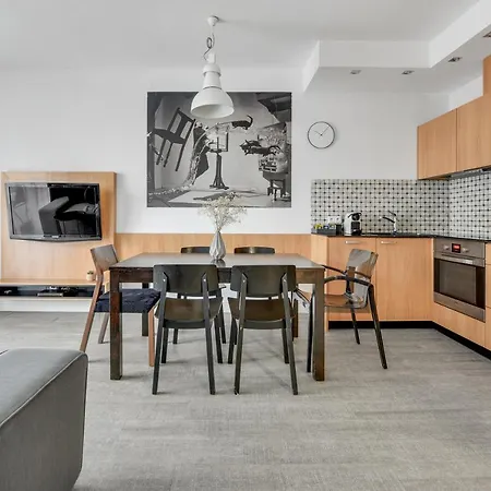 Waterlane Riverside - Spa, Pool, Gym & Parking By Downtown Apartment