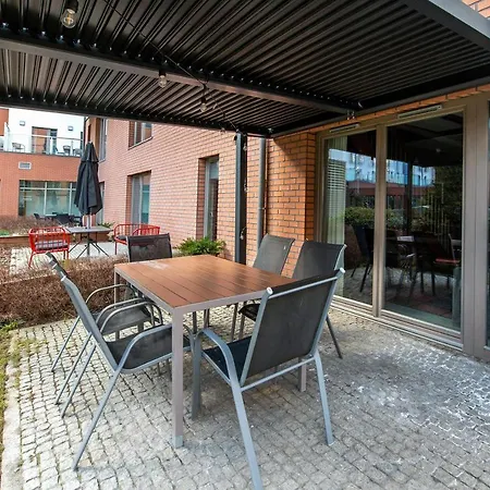 Apartment Waterlane Riverside - Spa, Pool, Gym & Parking By Downtown Gdansk