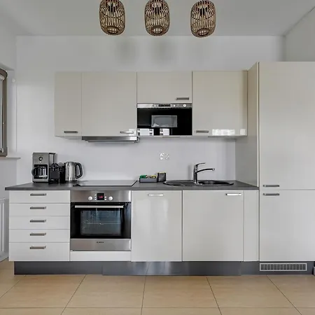 Waterlane Riverside - Spa, Pool, Gym & Parking By Downtown Apartment