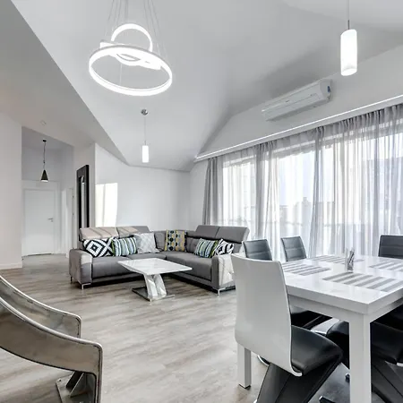 Apartment Waterlane Riverside - Spa, Pool, Gym & Parking By Downtown