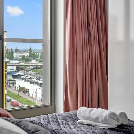 Waterlane Riverside - Spa, Pool, Gym & Parking By Downtown Lägenhet *