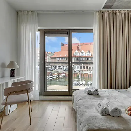 Waterlane Riverside - Spa, Pool, Gym & Parking By Downtown Lägenhet *