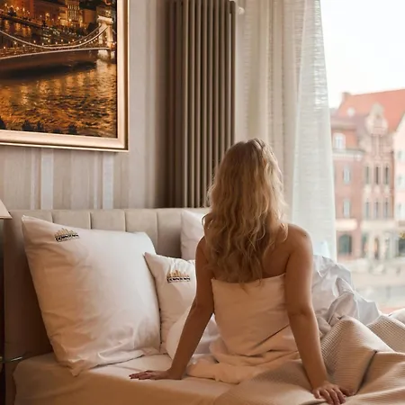 Waterlane Riverside - Spa, Pool, Gym & Parking By Downtown 4* Gdansk