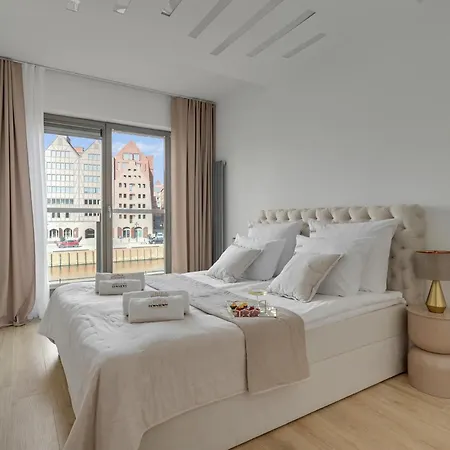 Waterlane Riverside - Spa, Pool, Gym & Parking By Downtown Ξενοδοχείο με διαμερίσματα