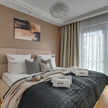 Waterlane Riverside - Spa, Pool, Gym & Parking By Downtown Aparthotel 4*