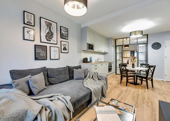 Aparthotel Waterlane Riverside - Spa, Pool, Gym & Parking By Downtown 4*