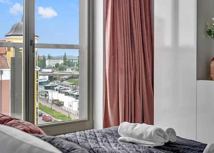 Waterlane Riverside - Spa, Pool, Gym & Parking By Downtown Appart hôtel 4*